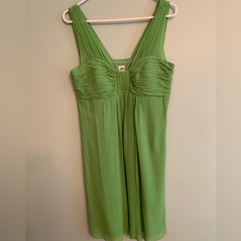 Women’s Sangria, green sleeveless dress size 10